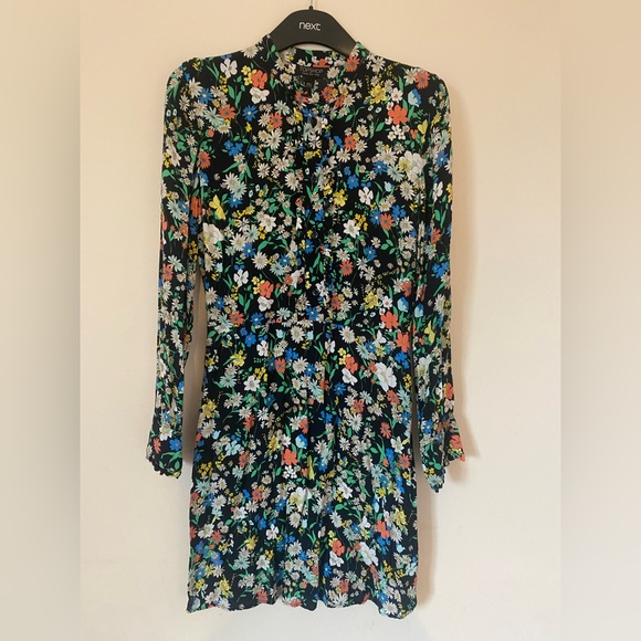 Topshop Dresses & Skirts - Topshop | Floral Party Mini Dress | Skater Skirt | Long Sleeved | Size UK 8